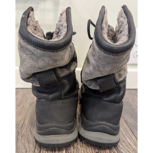 Ugg Adirondack Boots III in Black and Grey  Size 7.5 - Picture 4 of 14